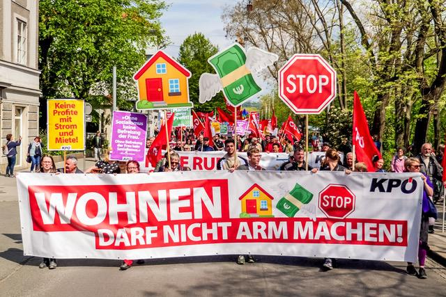 Kommunistische Politik? Die halbe Miete